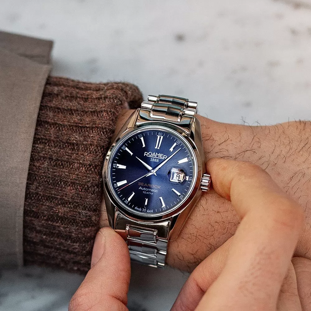 Roamer Searock 210633-41-45-20 Watch - Image 4